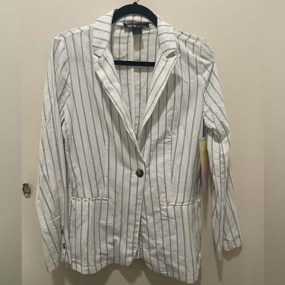 Striped Blazer - Picture 2 of 2